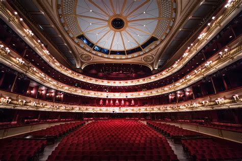 The Grandeur of the Royal Opera House: An Artistic Masterpiece
